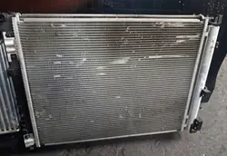 Kühler & Klimakondensator Set OEM 214105FA0B Nissan Micra