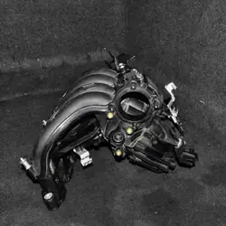 Gebrauchtes BMW OE Ansaugkrümmer OEM 7560234 1911234