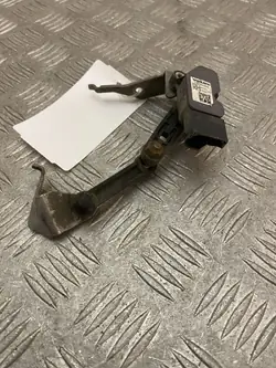 Sensor nível suspensão traseira OEM 32246988