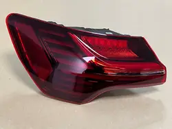 AUDI Q8 E-TRON 55 LINKES HINTEN LED LICHT 4KE945091D