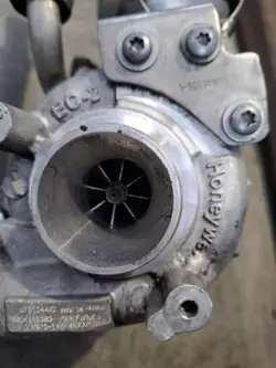 Actuador turbo usado OEM CXY188 para Peugeot 208 I