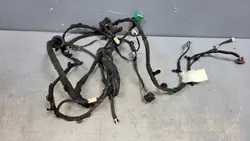 Jeep Cherokee KL tavaratilan johdotus OEM 68165485AE