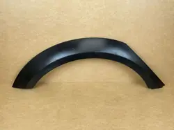 OEM 8K9853818A Para-lama traseiro direito Audi A4 B8