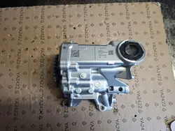 Pompe à huile moteur BMW d'occasion OEM 11419844184