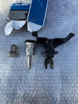Inserciones de cerradura Ford Transit MK7 OEM 6C1Av22050XB