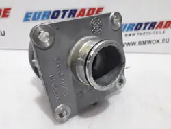 Soporte de Semieje Delantero Derecho BMW OE 8699441