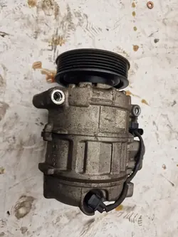 Compressore aria condizionata Volkswagen Touareg II 7P0820803N