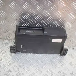 CD/DVD-vaihtaja OEM E1110R022558 Mitsubishi Outlander 2003