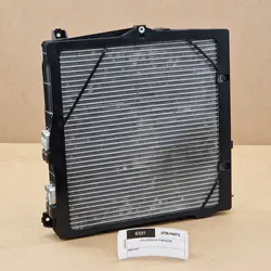 Jeu de radiateur droit OEM C#NHF 9J1260403 Porsche Taycan