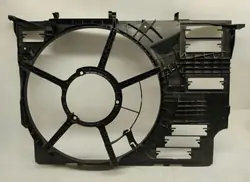 BMW OEM S365870040 Caja Ventilador Radiador - Nuevo