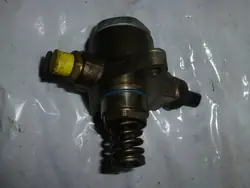 Polttoainepumppu VW Audi A8 A4 A5 A6 079127026R