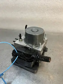 ABS-Pumpe OEM 39002554 für Opel Corsa E