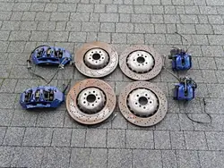 MRKA BMW F10 M5 F06 F12 F13 M6 Bromsskivor & Bromsok