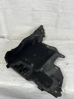 OEM A1676200203 Couvercle de cloison droit Mercedes GLS