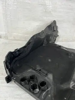 OEM A1676200203 Couvercle de cloison droit Mercedes GLS