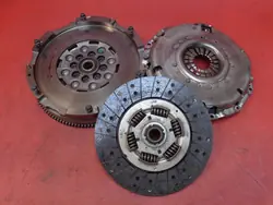 Kaksoismassaväkäri Ford Transit Custom 2.0 TDCI 2017 GK21-6477-AA