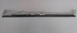 Raspa-porta dianteiro direito OEM 68160-0D150 Toyota Yaris