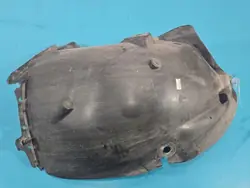 OEM 638458298R Etu Vasen Lokasuoja Renault Clio IV