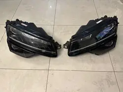 Farol dianteiro esquerdo Full LED Skoda Karoq