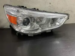 Faros Derecho Mitsubishi ASX 10- OEM 8301B588