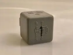 Mercedes-Benz E W211 2002 Relaat OEM 171906383