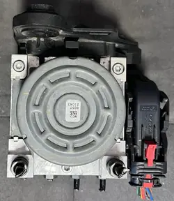Pompe ABS OEM 5Q0907379K pour SEAT Leon III