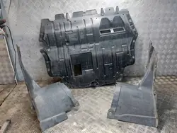 Nedre Motorplåt Passat B6 3C0825237B