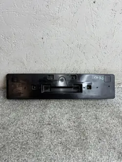 Rekisterikilven tuki OEM DFR5 50171 Mazda CX-30 2019-25