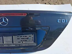 Mercedes W203 Tavaratilan kansi OEM W203 KLAPA C197 PMD2