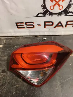 Luz trasera derecha Hyundai i20 II 92402-C8000