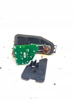 Soporte Bombilla Luz Trasera Izquierda OEM 89503174 Qashqai J10