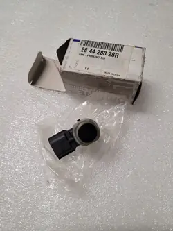 Parkeringssensor PDC Renault Dacia 284428828R OEM
