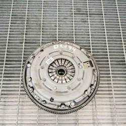 Kytkinpaketti Mercedes-Benz GLA (X156) A0262500501 A2700300205