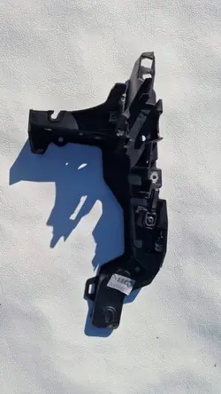 Suporte de para-lama dianteiro direito Smart ForTwo 453 OEM A4537510800