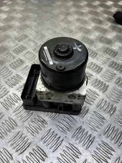 Pompe ABS OEM 10096001113 pour Ford C-MAX II 1.6L Diesel