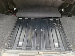 Kofferraumboden OEM 3303 Aixam Crossover - Gebraucht