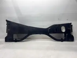 Käytetty Audi A7 muovinen tuulilasinliiste OEM 4G8819447D