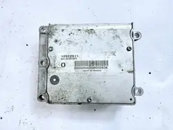 Unité de contrôle moteur Opel Vectra 2.2 OE 12572011