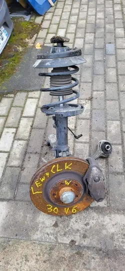 Rotule gauche avant OEM 824904554582 Mercedes-Benz