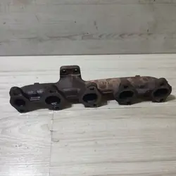 Pakoputken keräin Peugeot Rifter OEM 27132