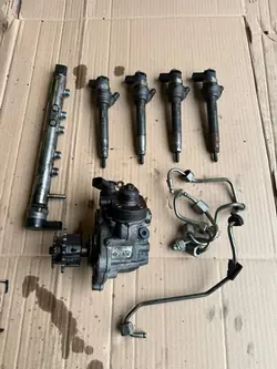 Inyectores BMW F10 F30 2.0D N47D20C 0445110289 + Bomba 0445010517