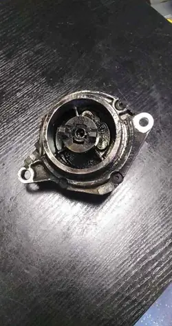 Vacüumpomp OEM 72162504 voor BMW 5 E34