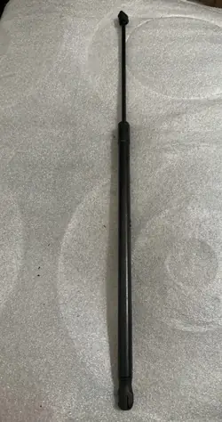 Kaasujousi Audi R8 OEM 420823359 - Käytetty