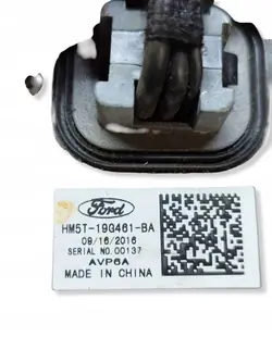 GPS-antenni OEM HM5T19G461BA Ford Focus MK3:lle