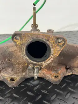 Collecteur d'échappement OEM G4D39430CB Jaguar XE/XF