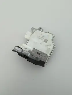 Vänster Bakdörrslås Audi A4 B8 A5 Q5 8K0839015G
