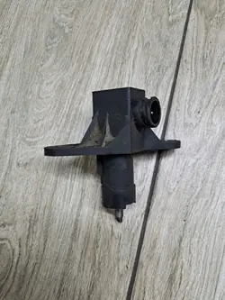OEM ZAWÓR POZIOMOWANIA PODUSZEK POZIOMKA POZIOMAK VOLVO FH FM