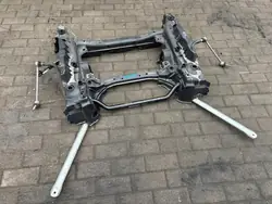 MERCEDES W206 Classe C Subquadro Frontal A2236205100