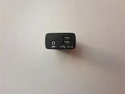 Tomada USB Subaru Forester OEM 86257SJ131