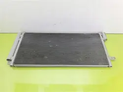 Condensador AC OEM 94899 REMI para Fiat Grande Punto